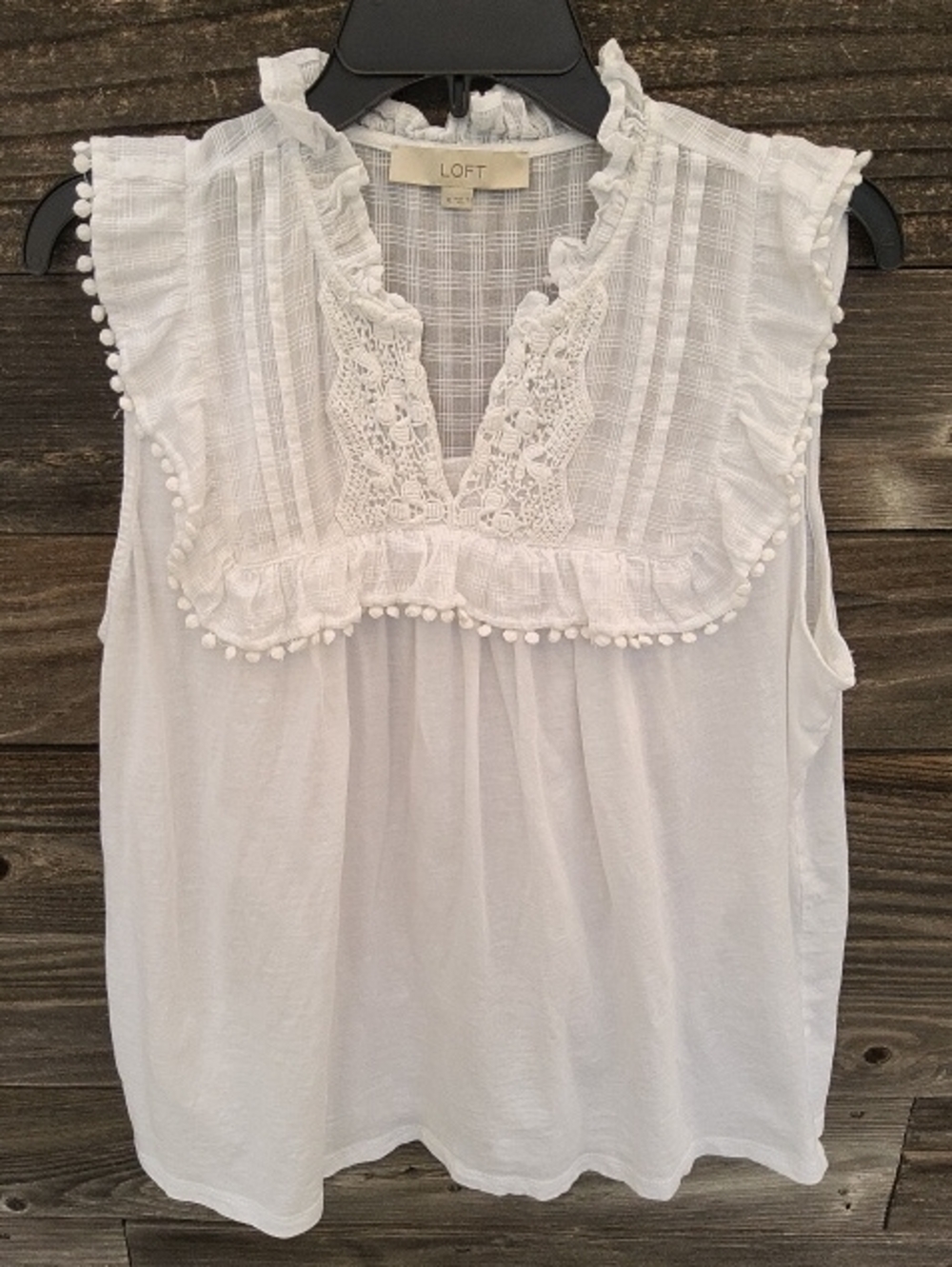LOFT White Sleeveless Lace-Trim Blouse Size XL